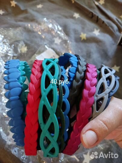 Резинки, заколки, ремешки новые