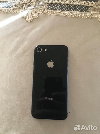 iPhone 8, 64 ГБ