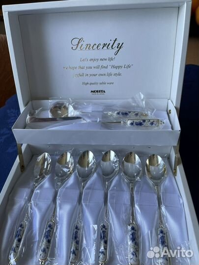 Набор чайных ложек и вилок