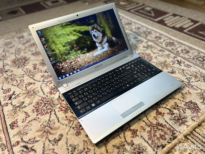 Мощный Ноутбук Samsung core i5/8гб/GeForce 315m