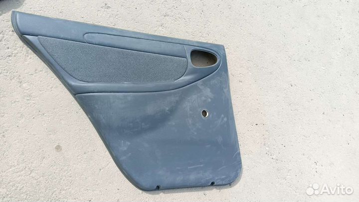 Обшивки задние Chevrolet Lanos