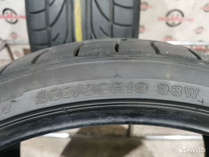 Bridgestone Potenza S001 265/30 R19