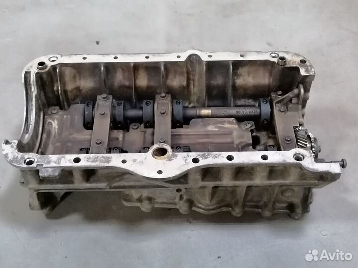 Поддон с масляным насосом 2.3 Y5B Ford Galaxy 1997