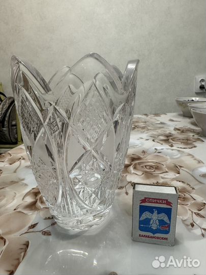 Хрустальная ваза