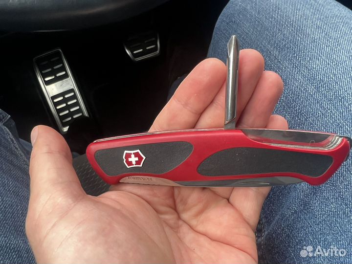 Victorinox Нож перочинный RangerGrip 53, 130мм