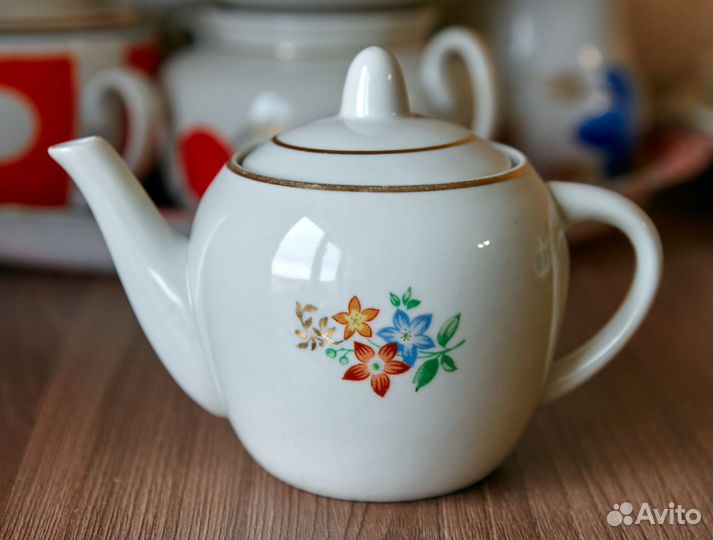 Посуда повреждённая разная