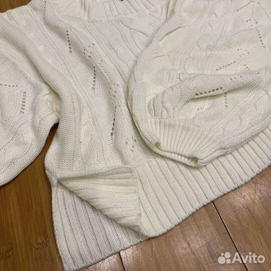 Свитер новый