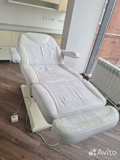 Кушетка косметологическая с электроприводом бу
