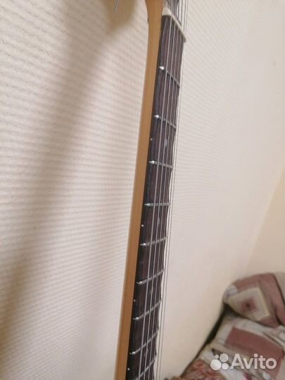 Электрогитара