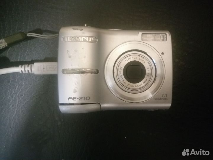 Компактный фотоаппарат olympus