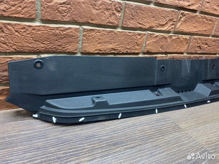 Кожух замка капота Hyundai Creta 2021+