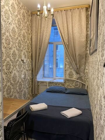 Комната 20 м² в > 9-к., 2/5 эт.