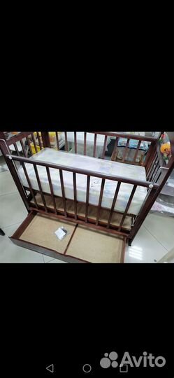 Детская кроватка