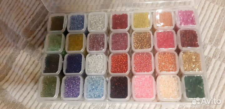 Набор бисера 28цв