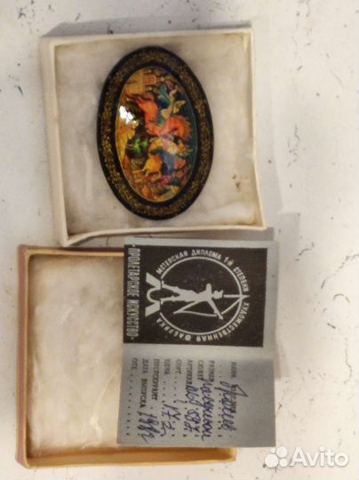 Брошь. Мстера