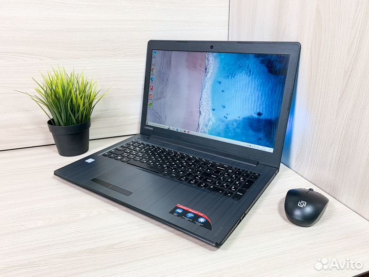 Ноутбук Lenovo Core i3/8Gb/SSD/FullHD