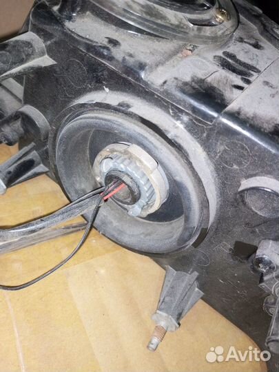 Фары на dodge караван 3