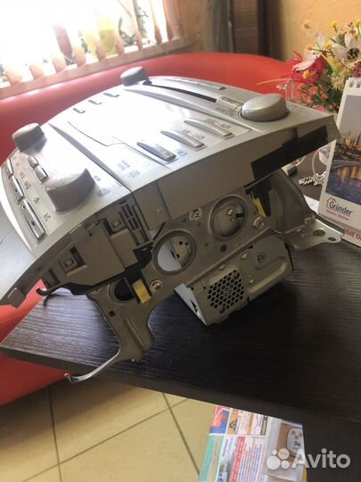 Магнитолла