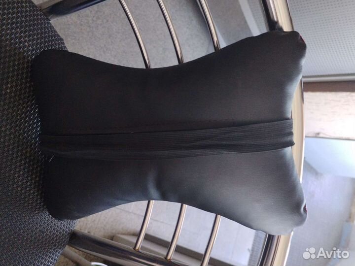 Подушка на подголовник автомобиля