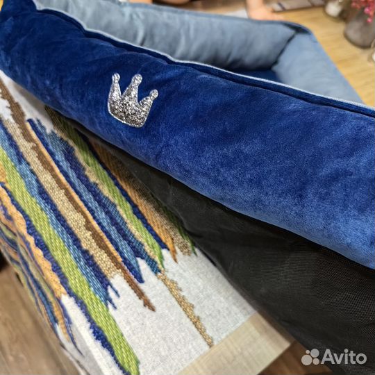 Лежанка для животных большая