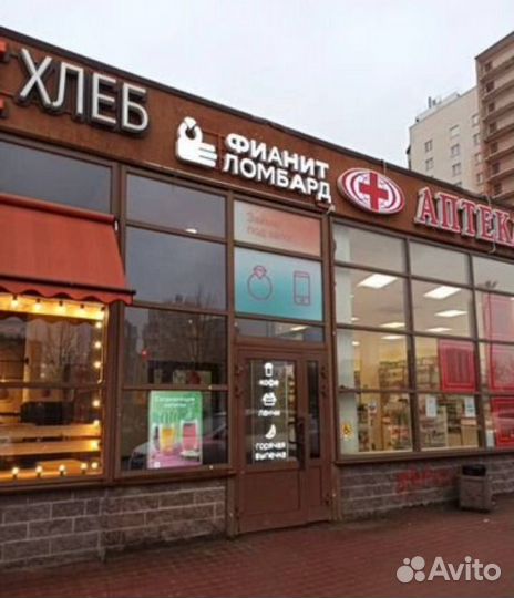 Золотой комплект с топазами