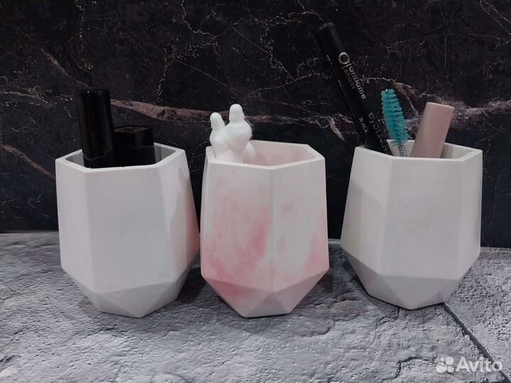 Кашпо, подсвечники, Изделия из гипса