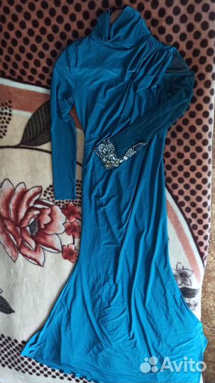 Вечернее платье