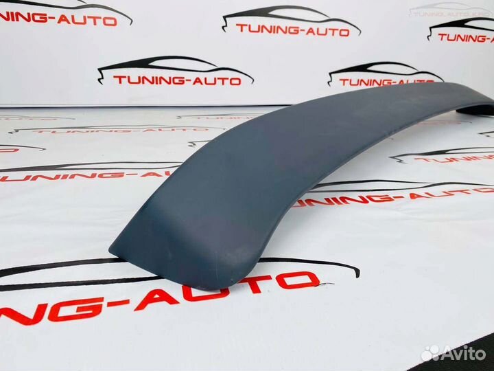 Спойлер На стекло Toyota Camry 70 L7434