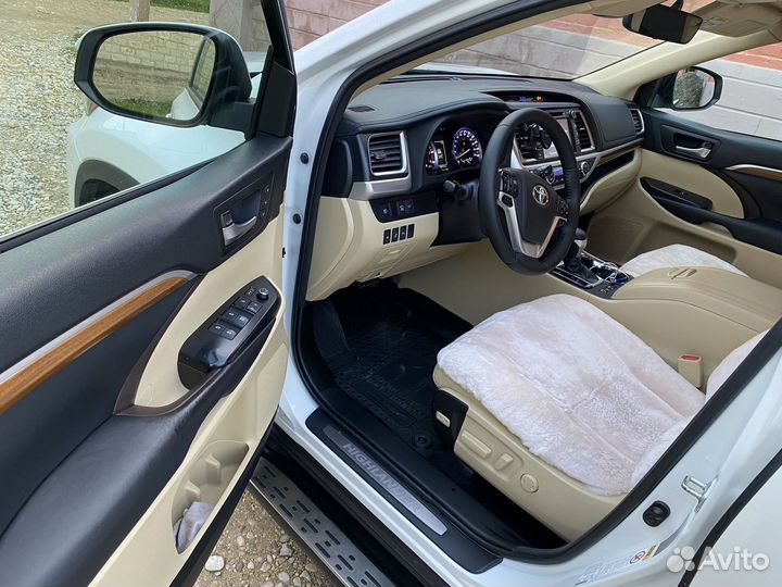 Toyota Highlander 3.5 AT, 2017, 119 500 км