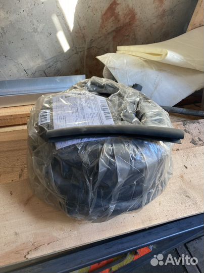 Уплатнитель дверь фургона 21мм