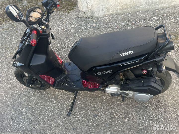 Скутер Vento