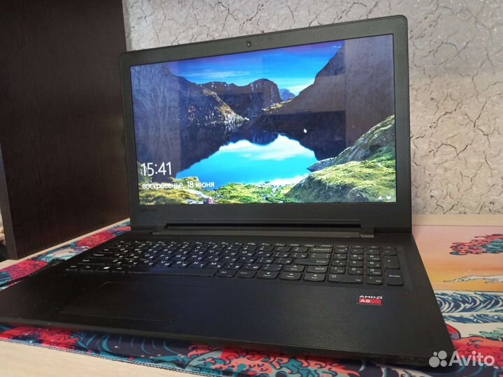 Ноутбук Lenovo