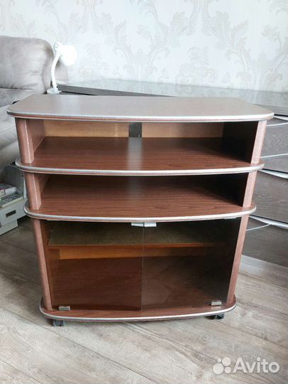 Тумба под телевизор