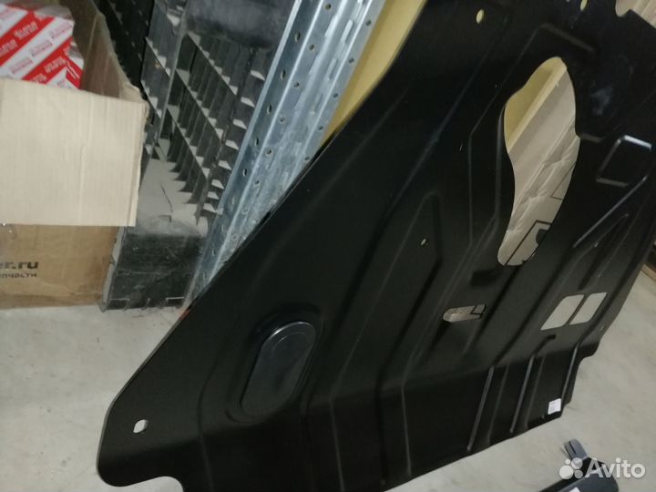 Защита картера двигателя оригинал lexus nx200T