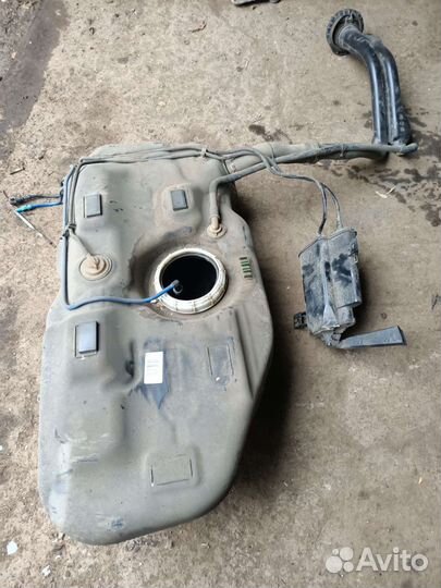 Бензобак/топливный бак Opel Corsa D