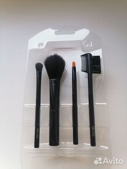Новый набор кисточек для макияжа. Отдам Бесплатно