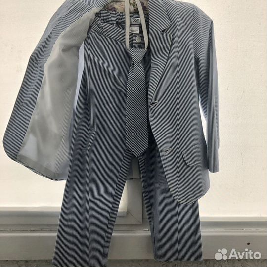 Костюм(122см) для мальчика
