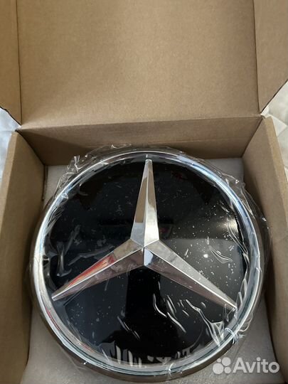 Эблема в решетку радиатора mercedes w213