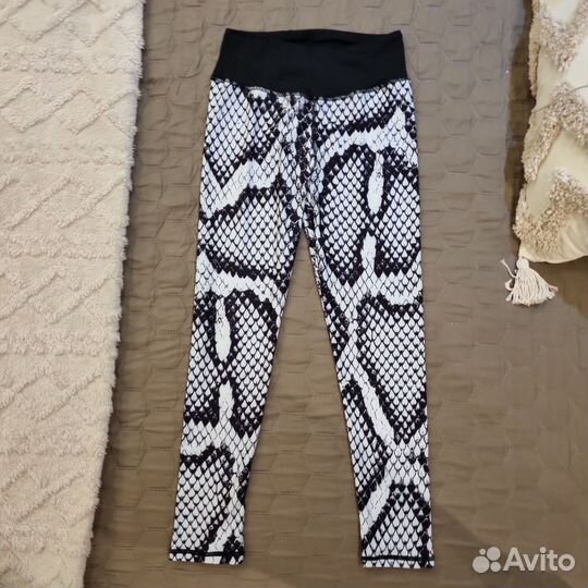 Костюм для йоги и фитнеса