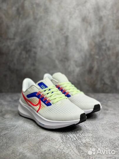 Кроссовки Nike Air Zoom