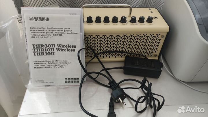 Комбоусилитель для электрогитары yamaha THR 10 II