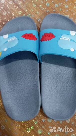 Детские резиновые тапочки