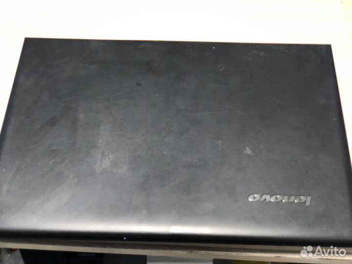 Lenovo idealpad 300-17 isk