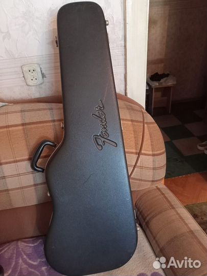 Кейс для гитары Fender