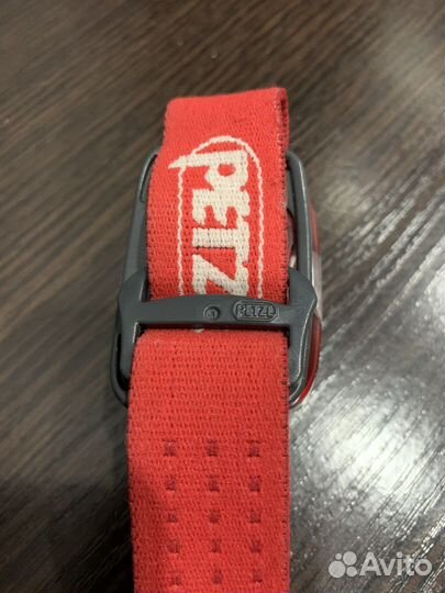 Налобный фонарь petzl