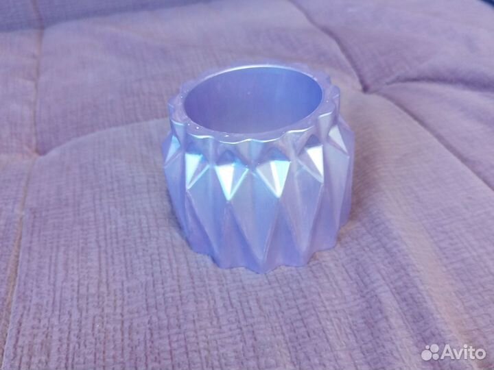 Ваза ручного изделия из гипса