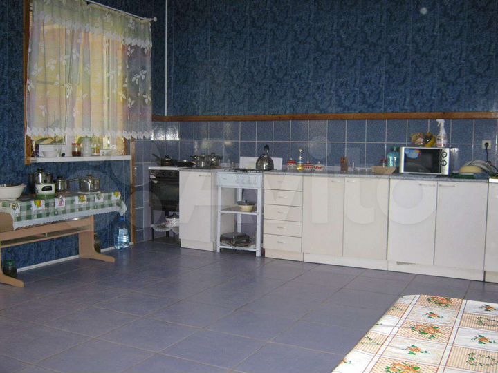 Дом 395 м² на участке 7,8 сот.