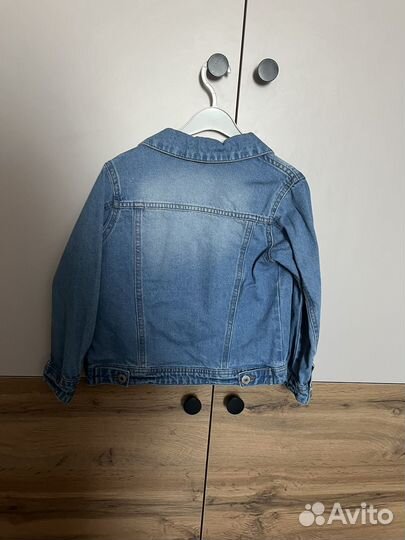 Джинсовая куртка