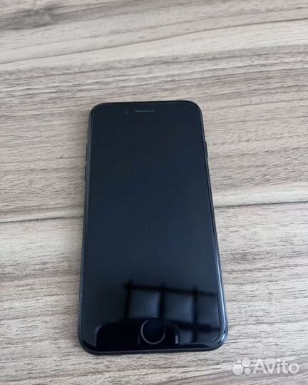 iPhone 7, 128 ГБ