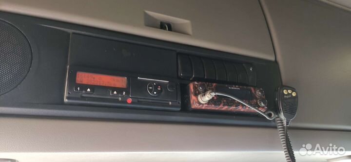 DAF XF 105.460 с полуприцепом, 2011